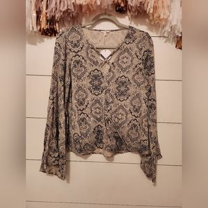 Flowy Sleeve, V Neck Blouse